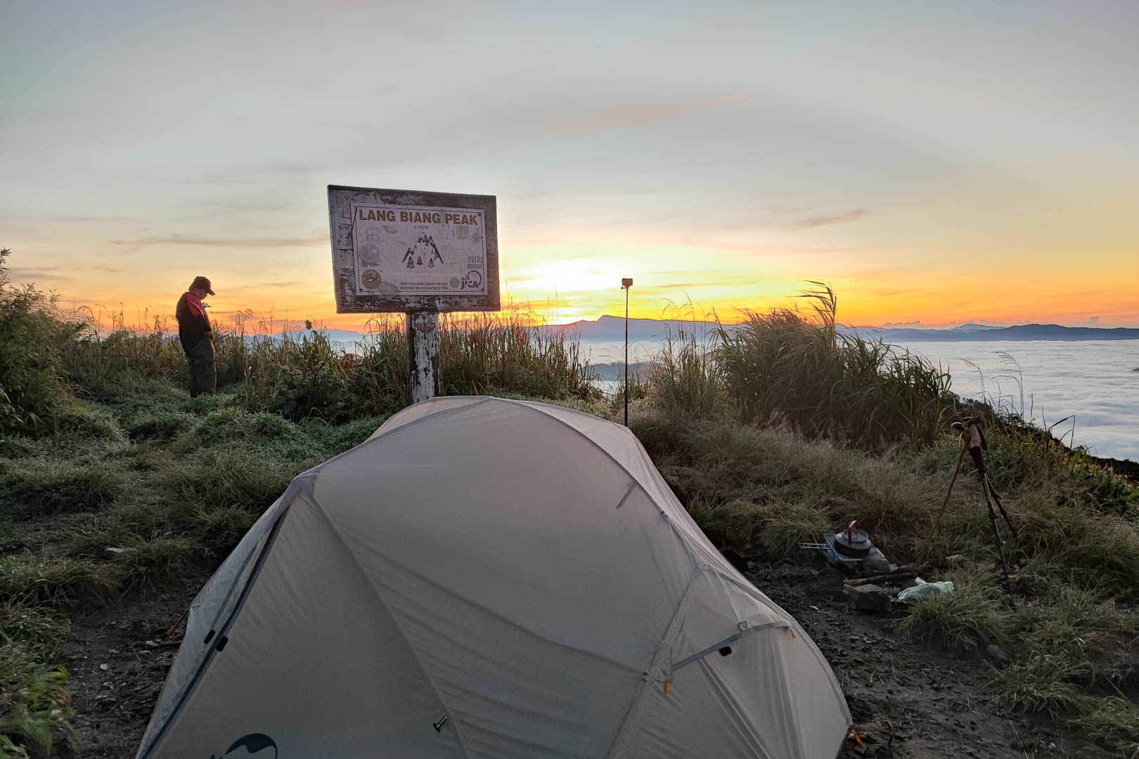Langbiang, trekking ngọn núi cao nhất nhì tại Đà Lạt