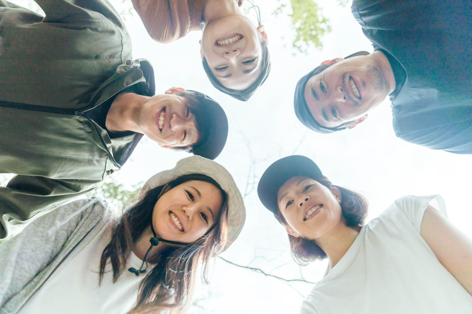 Leo núi cần mang theo gì - khi đi book tour