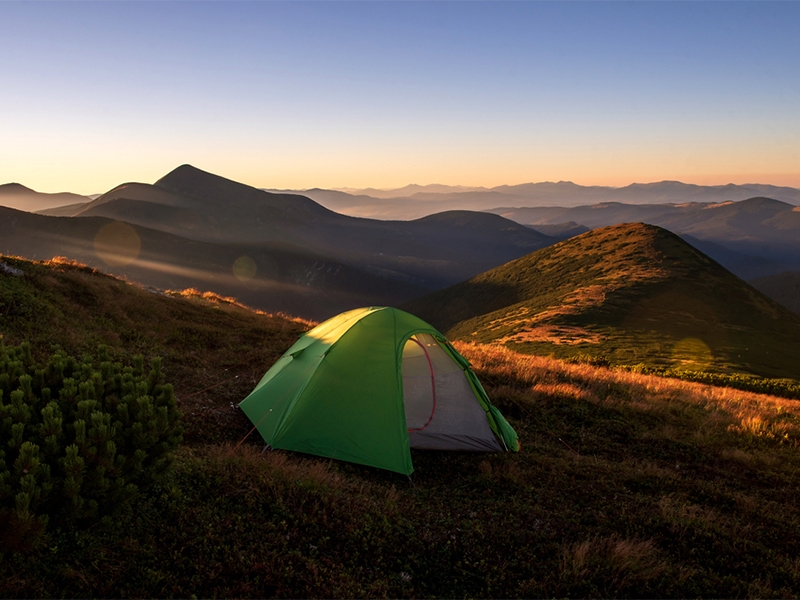 Có bao nhiêu loại lều? Ưu và nhược điểm của từng loại